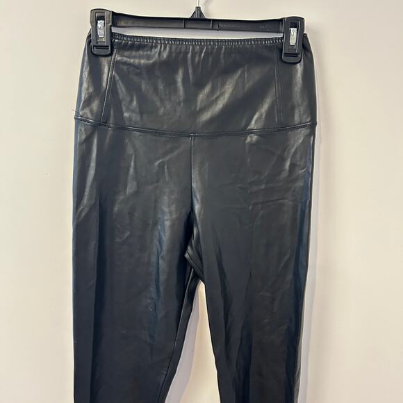 Aritzia Wilfred Free Daria Pant High-waisted Vegan Leather leggings - Picture 3 of 9